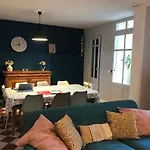 Maison Typique Bordeaux Avec Piscine Bègles