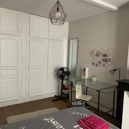 Maison Typique Bordeaux Avec Piscine Ferienhaus *