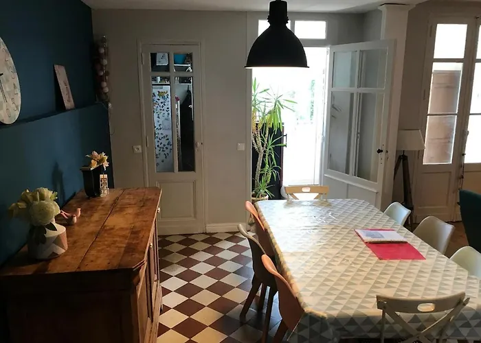 Hébergement de vacances Maison Typique Bordeaux Avec Piscine *