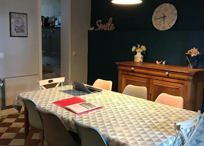 Maison Typique Bordeaux Avec Piscine Hébergement de vacances Bègles